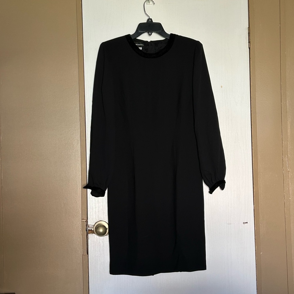 Donna Morgan Elegant Black Garment